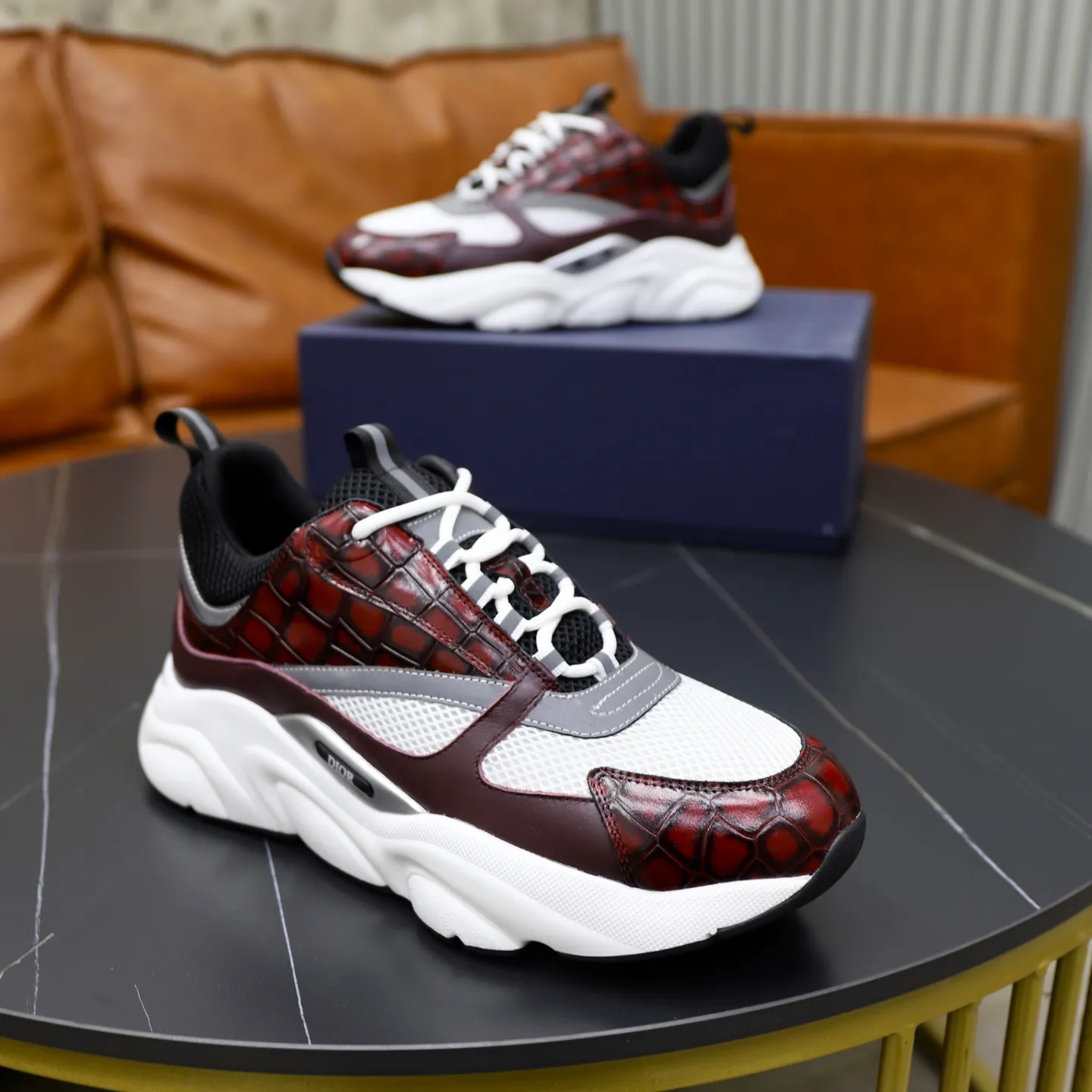 Ex-factory price: 500💰🙅‍♂️🙅‍♂️🙅‍♂️ Brand: Dior DIOR Standard code: 38-44 (45, 46 customized) Grade: Same as the official website Material: Original leather splicing Comfortable and breathable lining Original wear-resistant outsole Style category: Men's fashionable casual shoes Running sneakers Noble luxury brand elements Top luxury Color: actual picture color